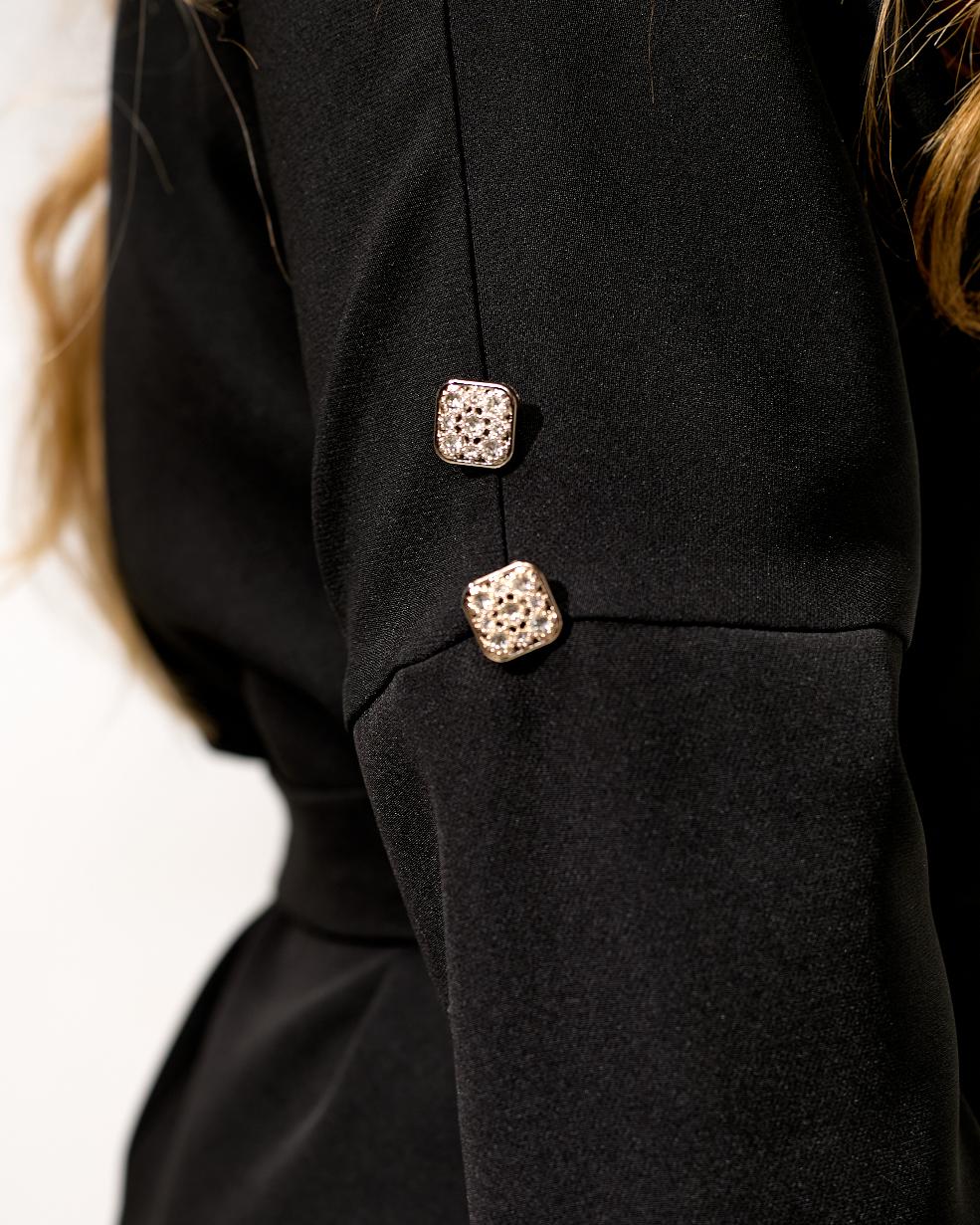 Женское платье футляр с пуговиами