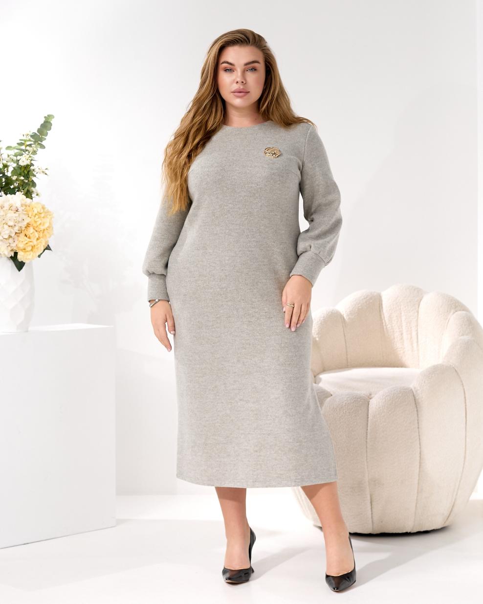 Женское платье теплое миди