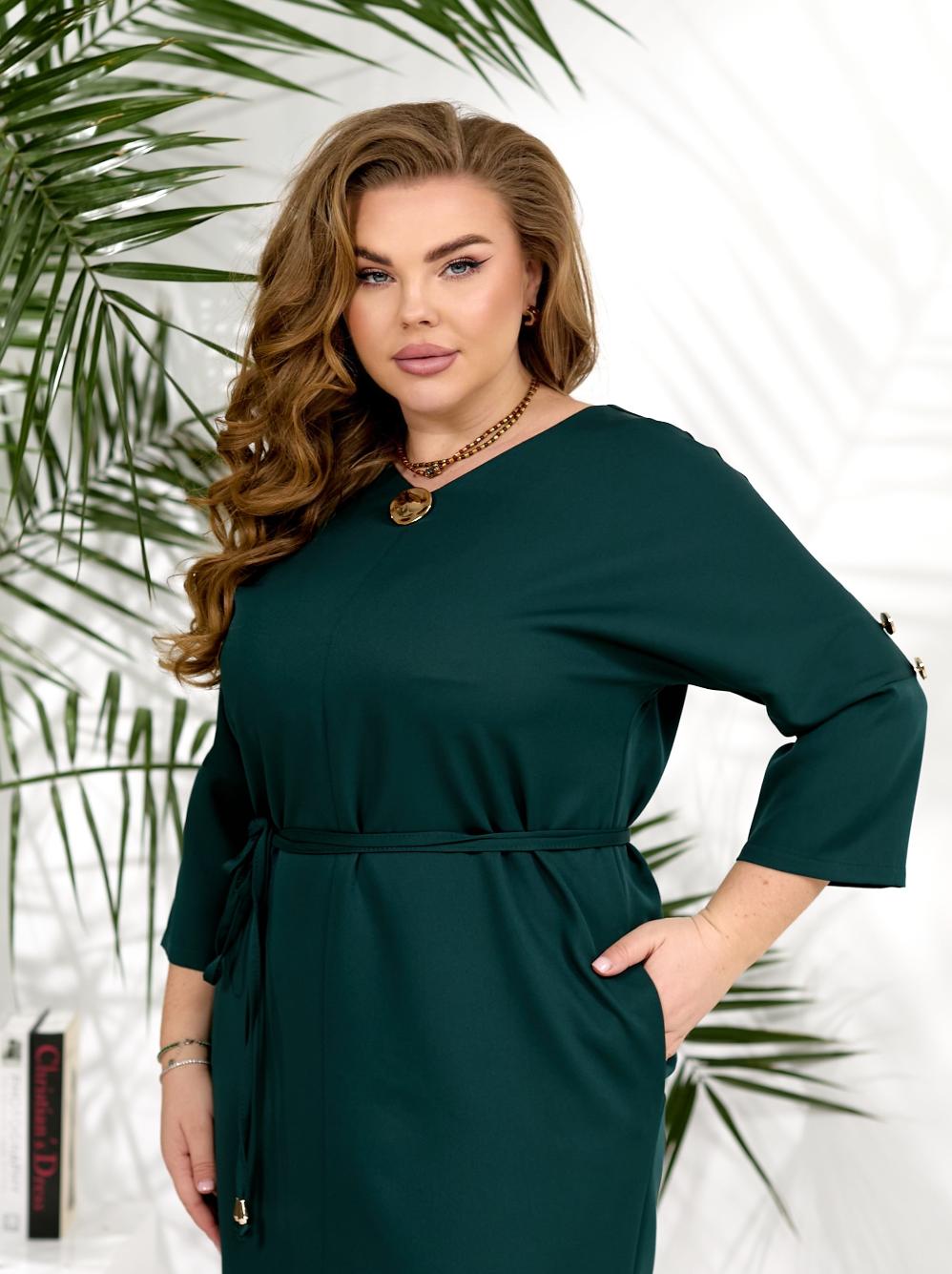 Женское платье свободное с разрезом впереди