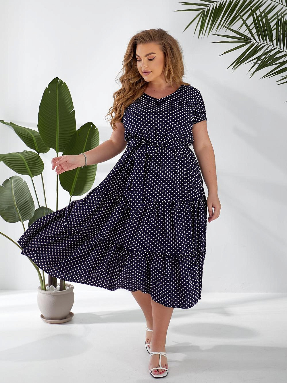 Женское платье ярусное с поясом