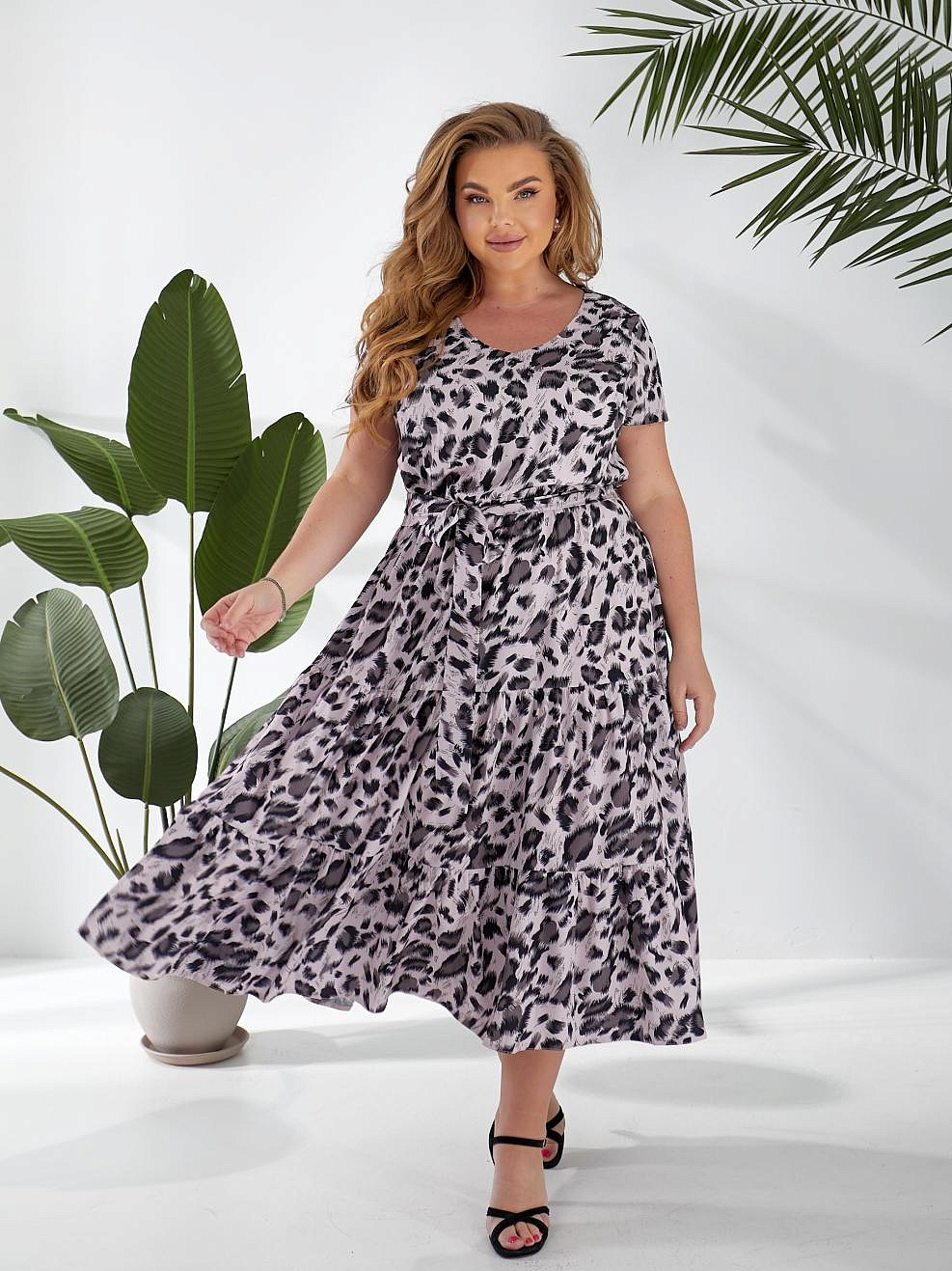 Женское платье ярусное с поясом