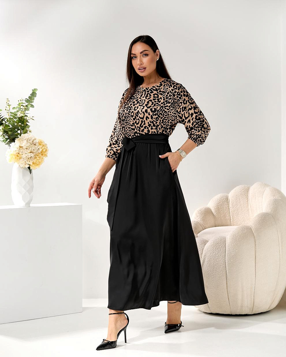 Женское платье длинное из шелка