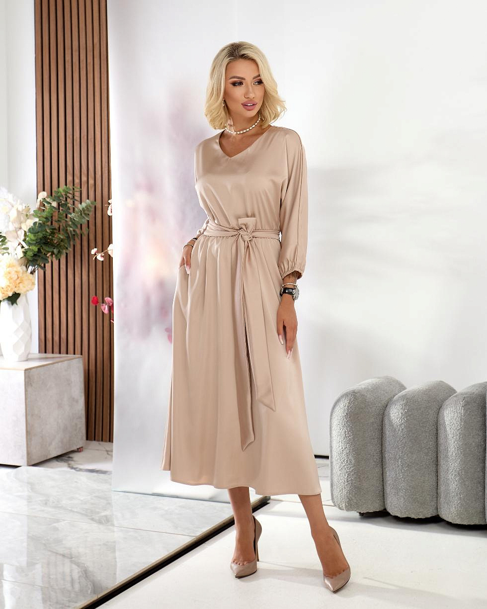 Женское платье нарядное из шелка