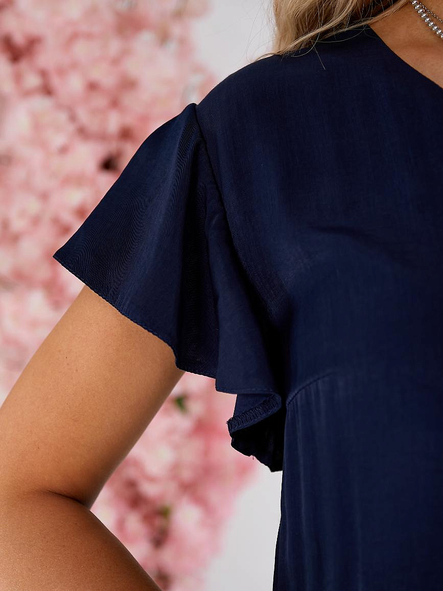 Женское платье с атласного штапеля