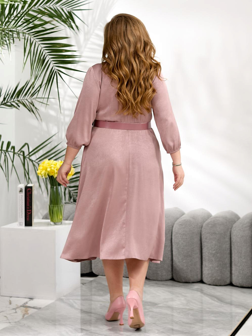 Женское платье на запах однотон