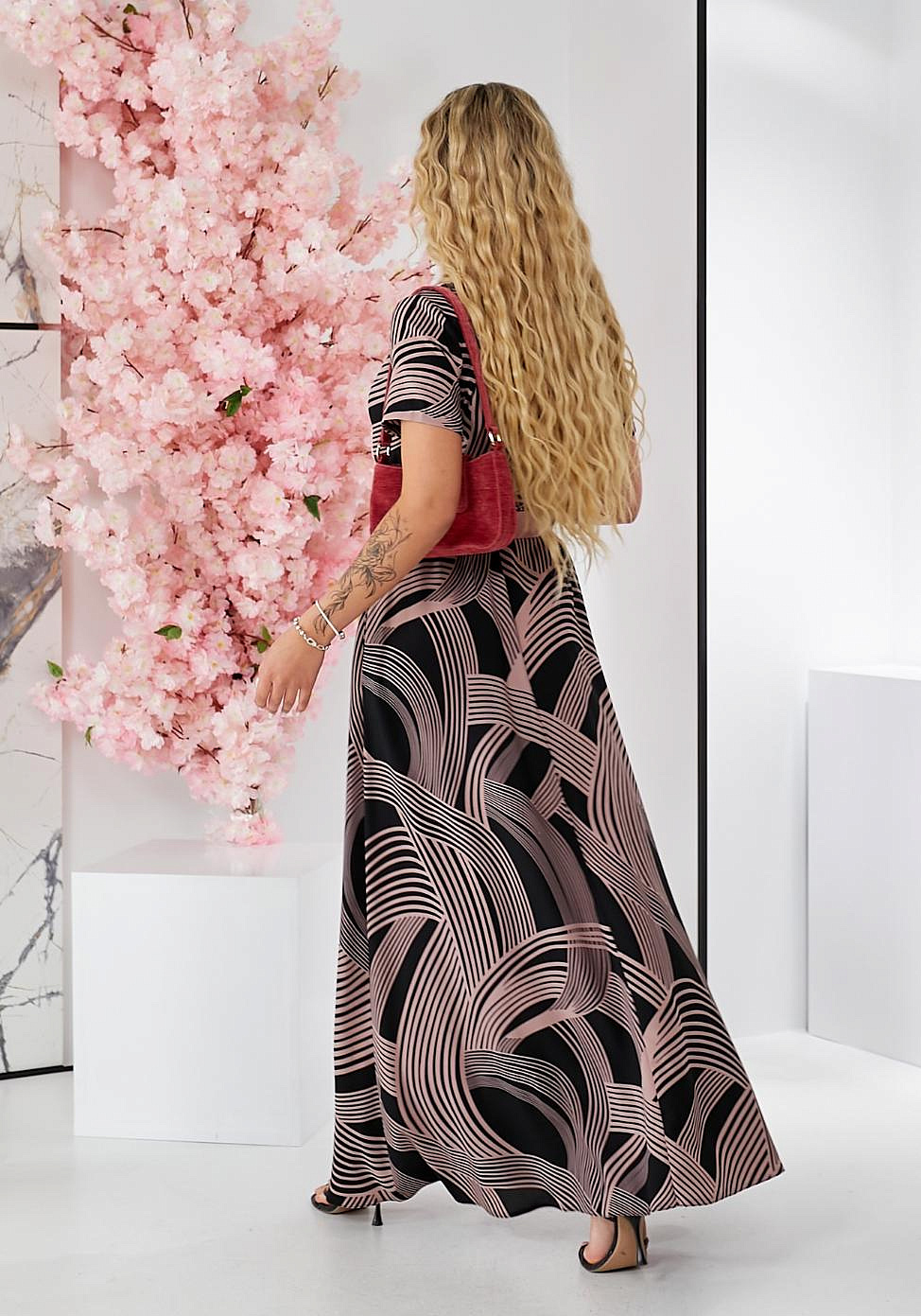 Женское летнее платье на запах