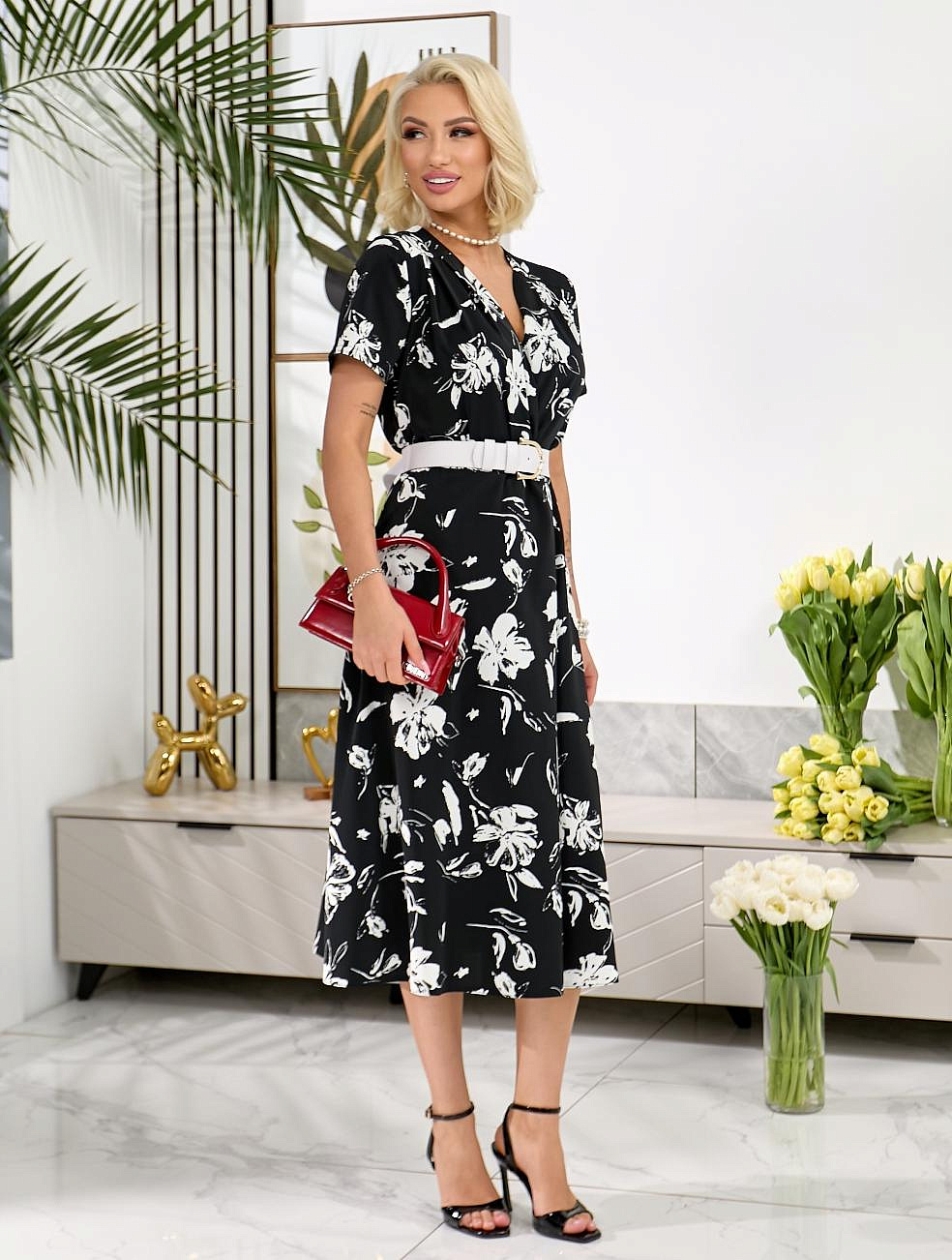 Женское платье из шелка не запах