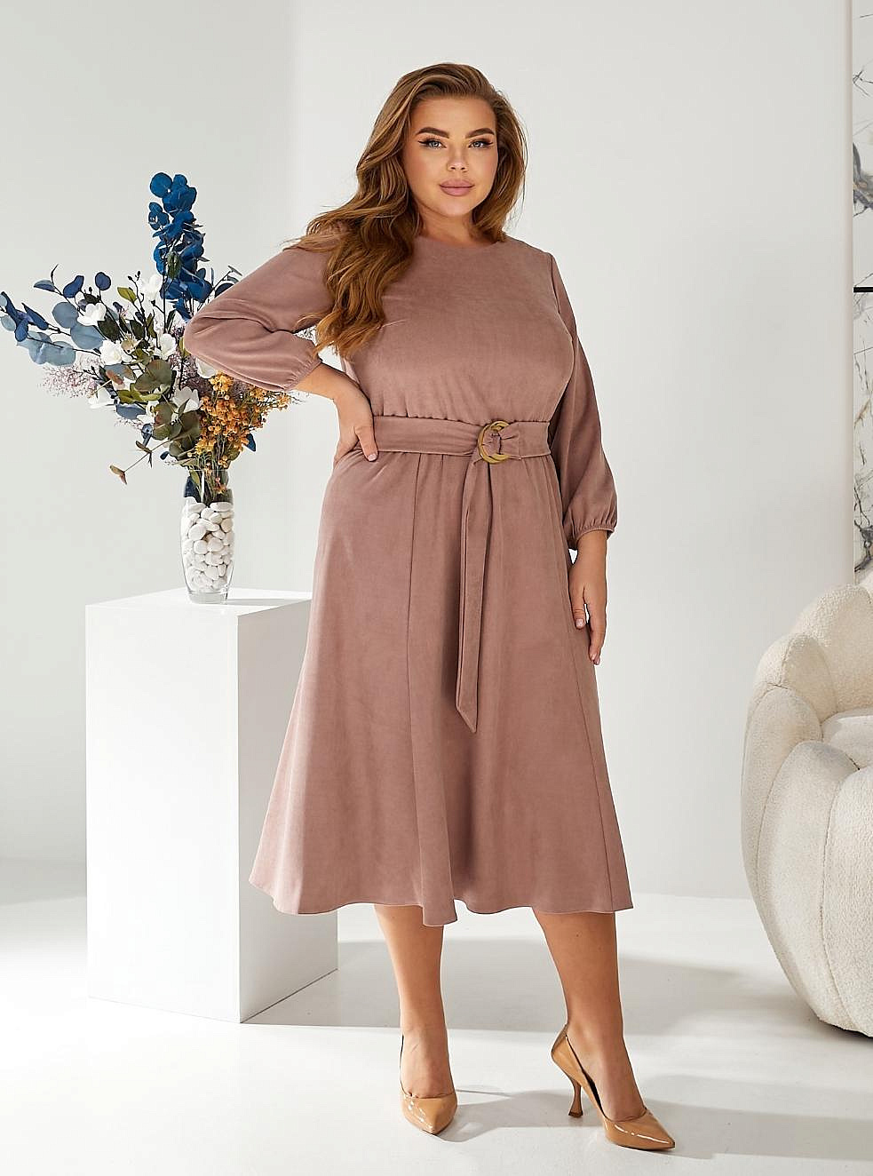 Женское платье замшевое с юбкой годэ