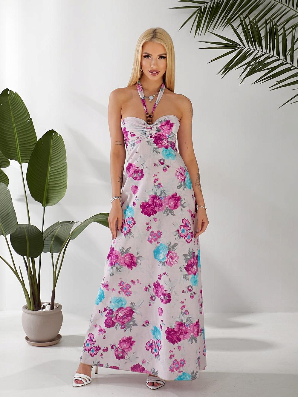 Женский длинный сарафан в цветах