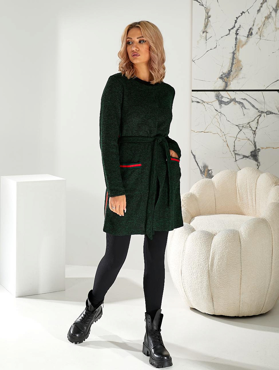 Женский кардиган из букле