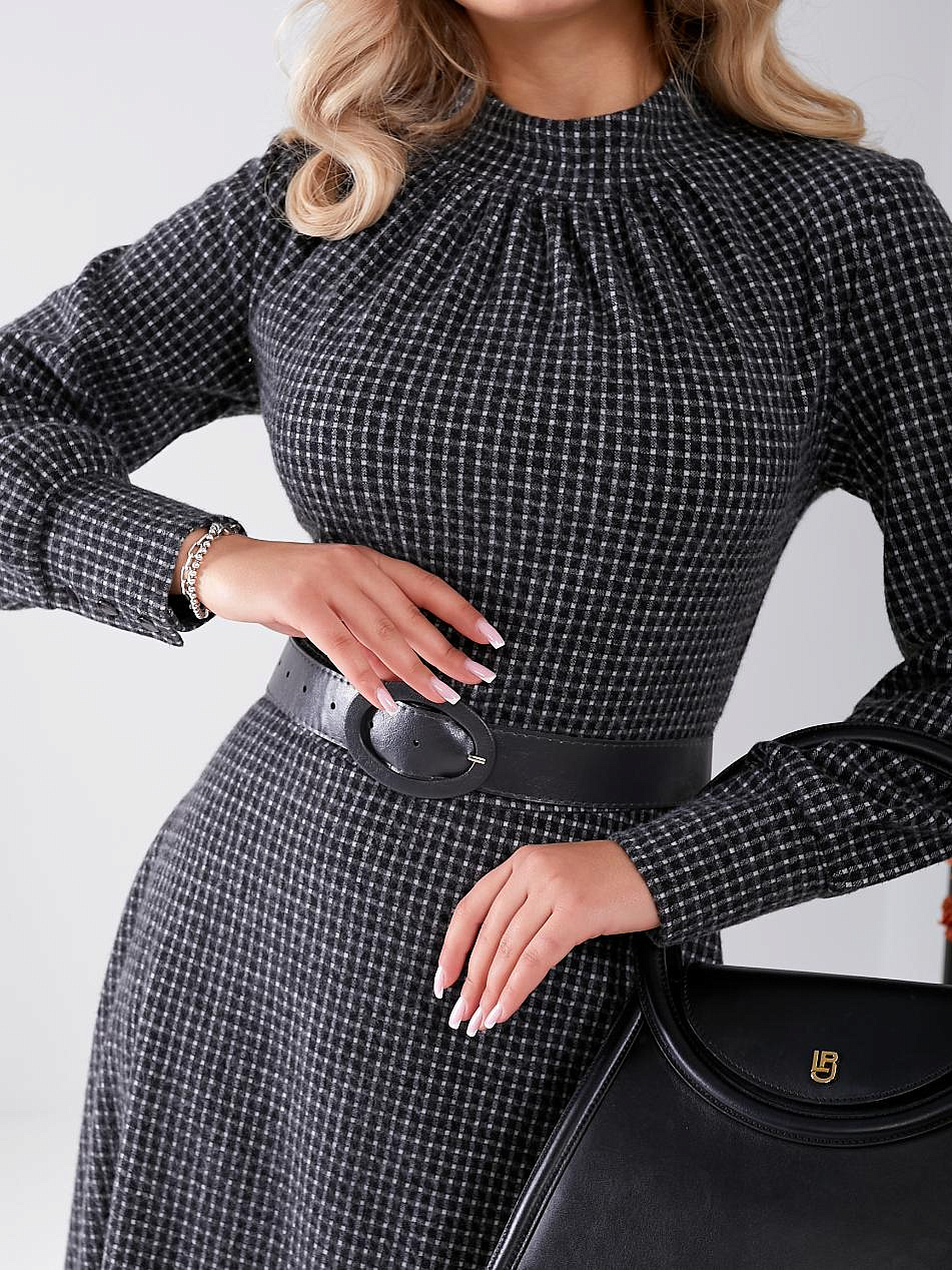 Платье миди теплое с широким поясом