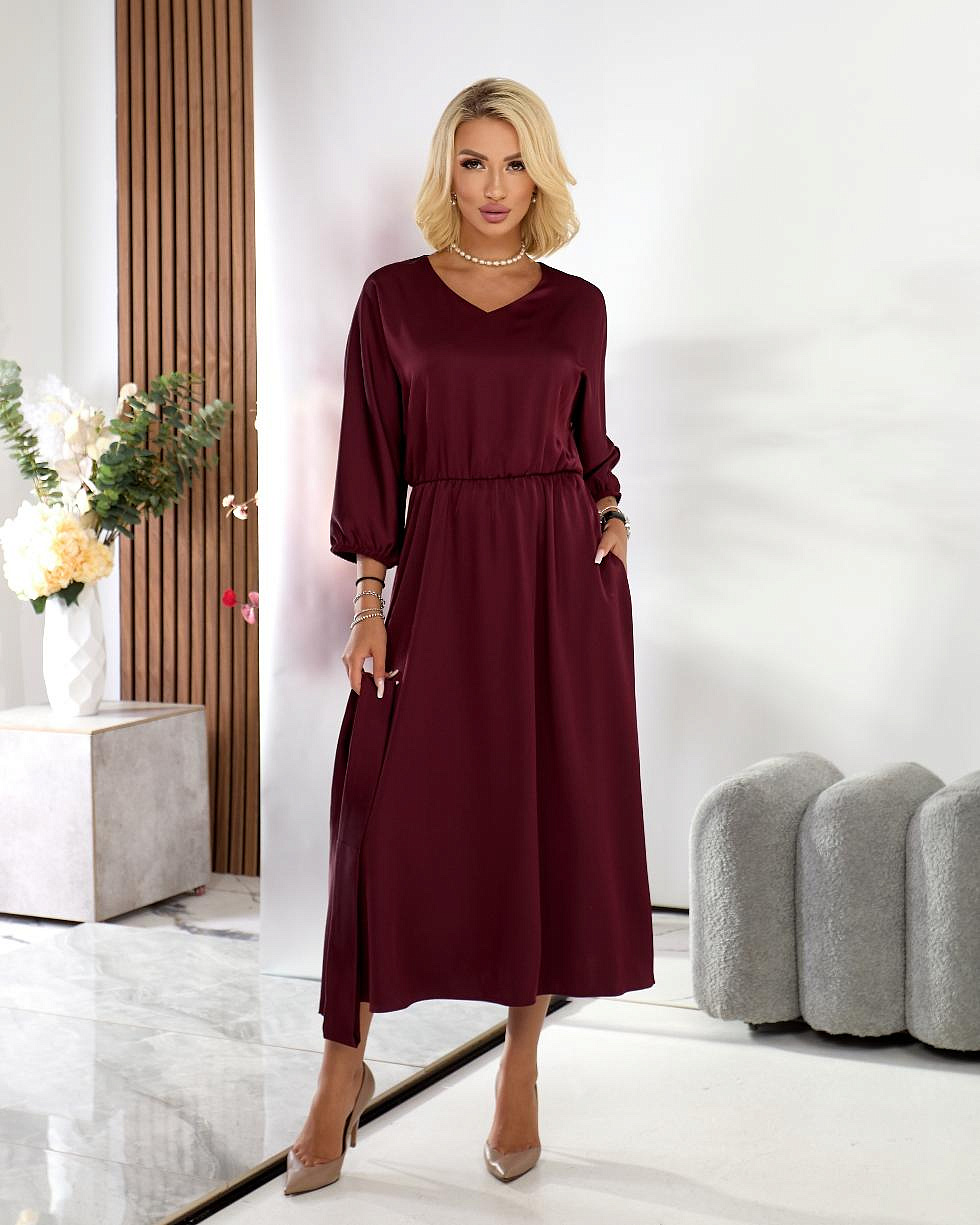 Женское платье нарядное из шелка