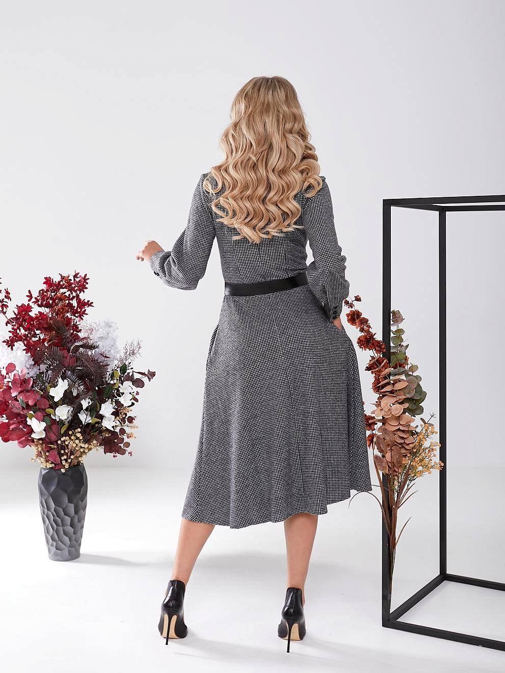 Платье миди теплое с широким поясом