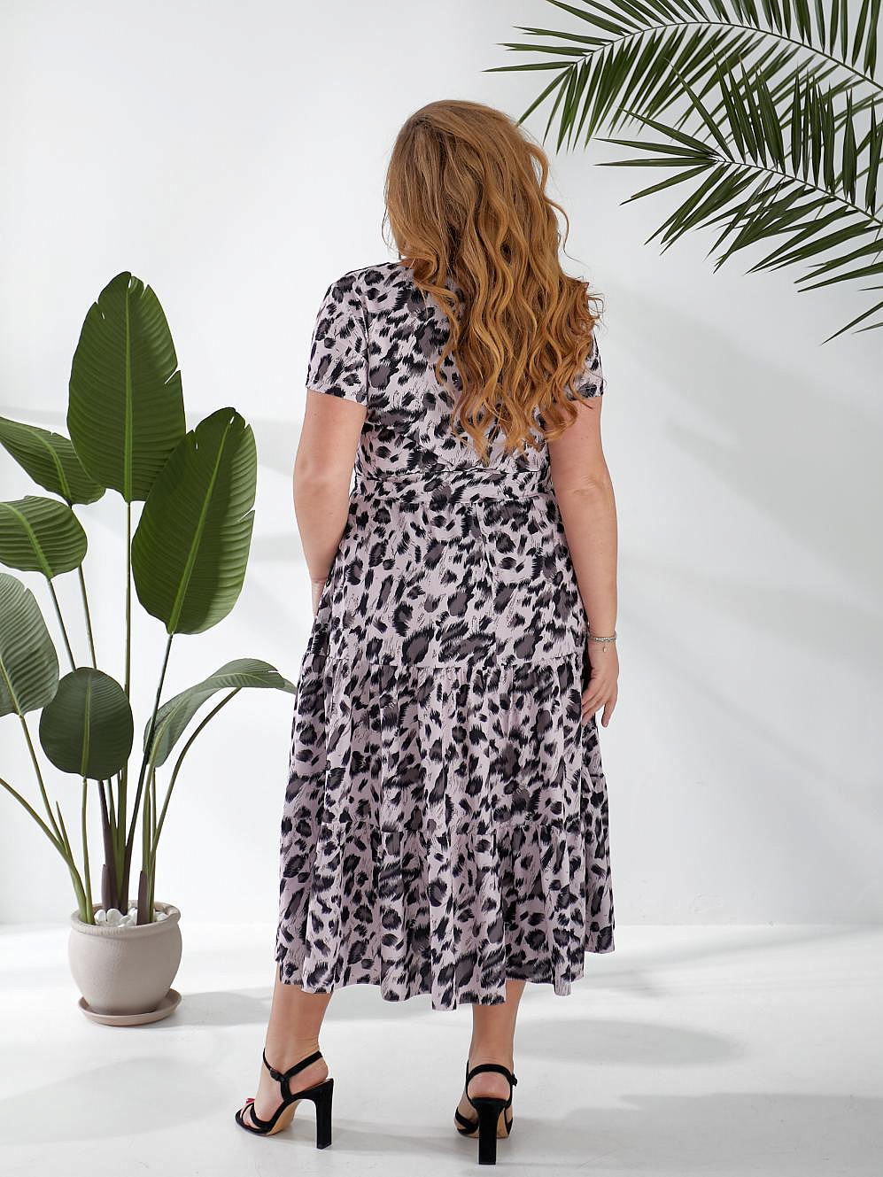 Женское платье ярусное с поясом