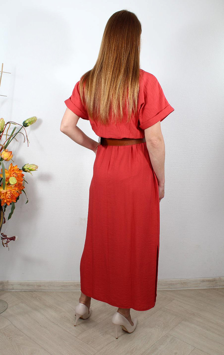 Платье прямое с воротником и поясом