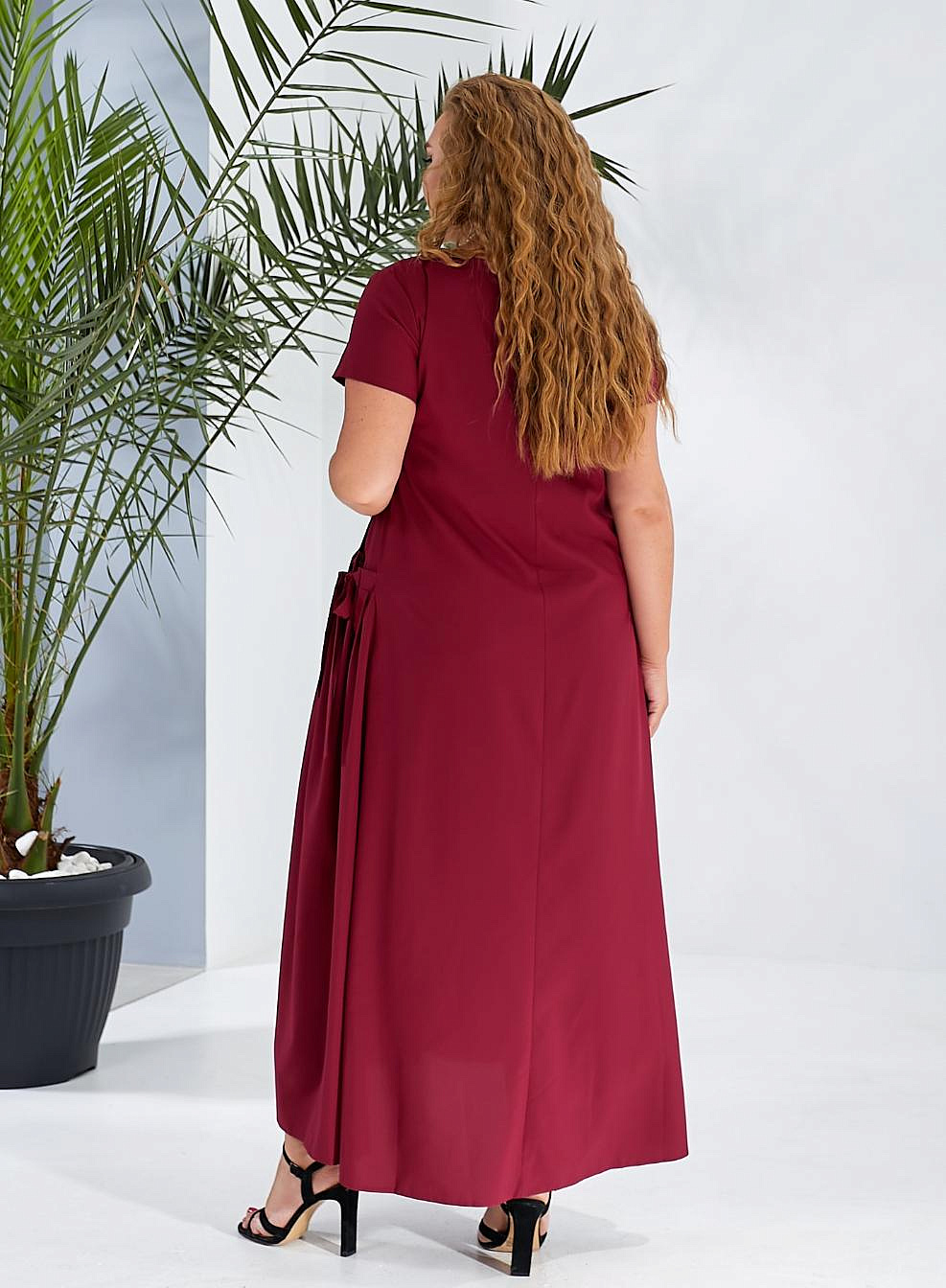 Женское платье однотонное в пол