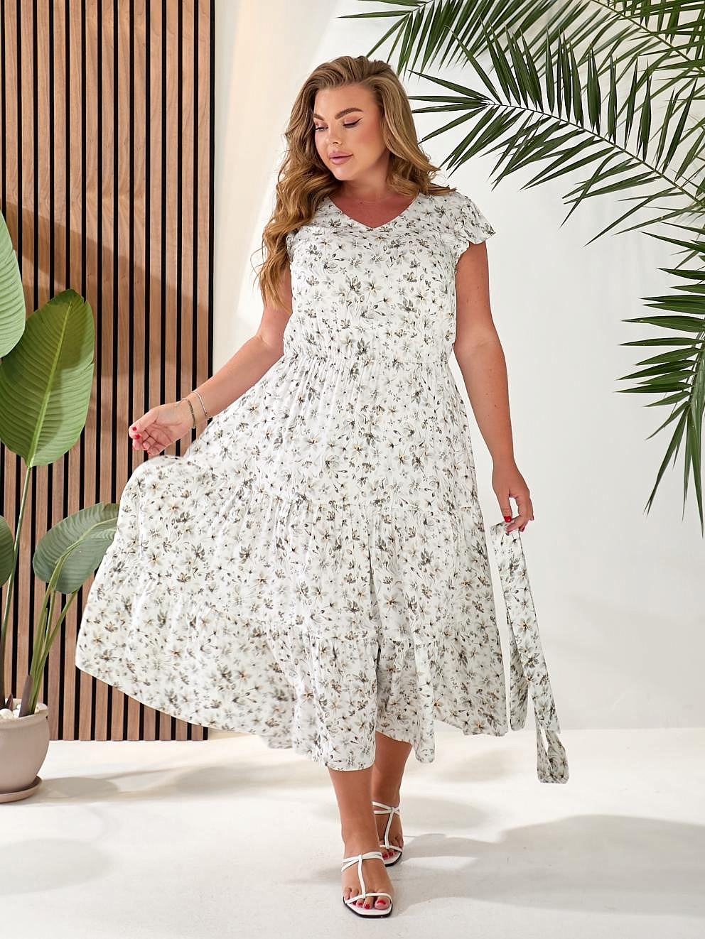 Женское штапельное платье с воланами