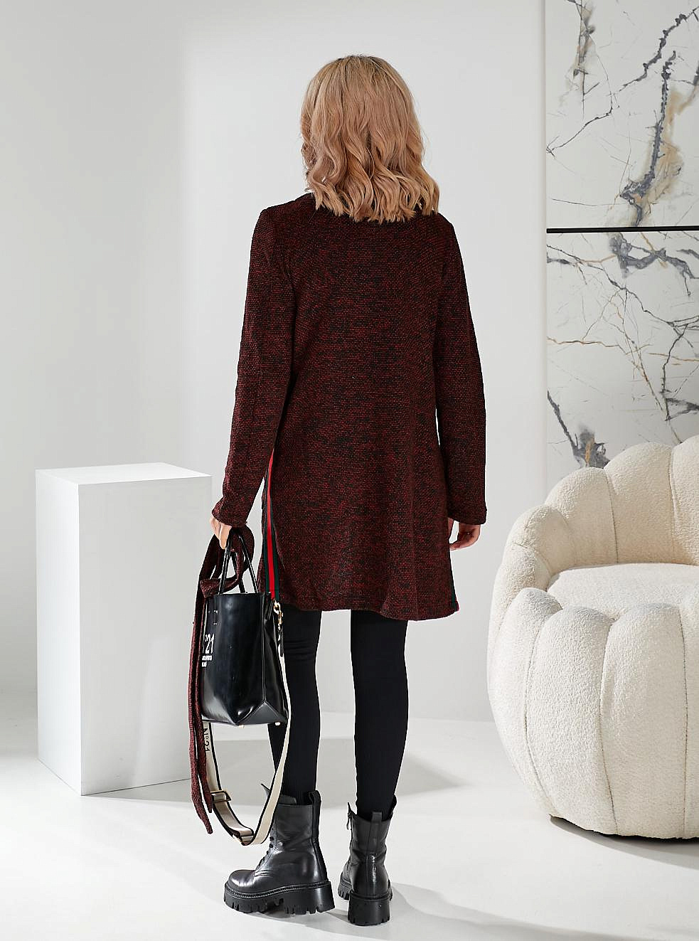 Женский кардиган букле с карманами