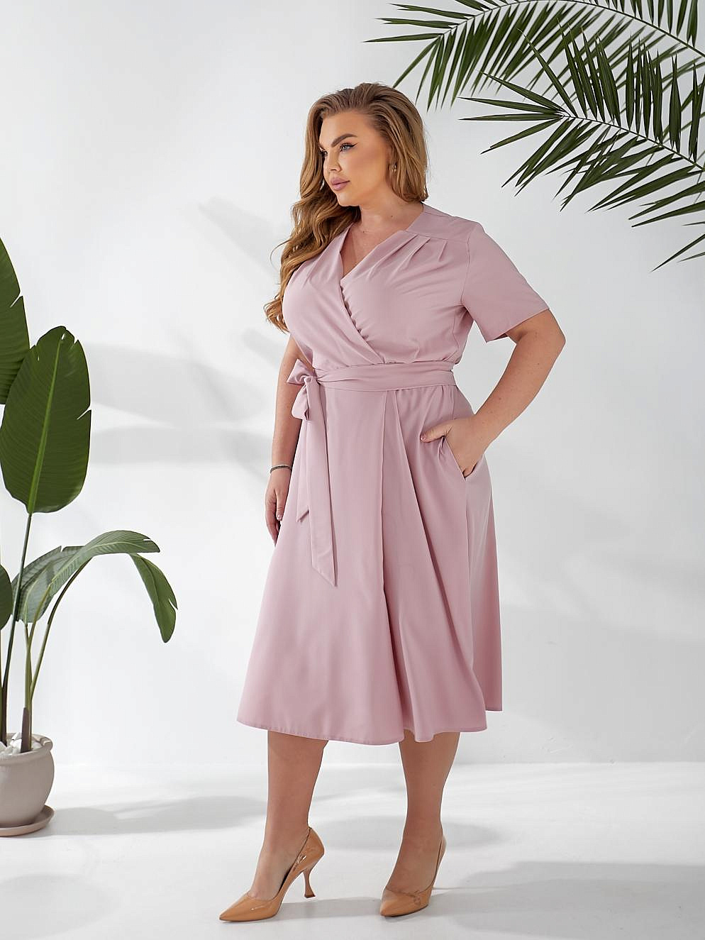 Женское платье клеш однотонное