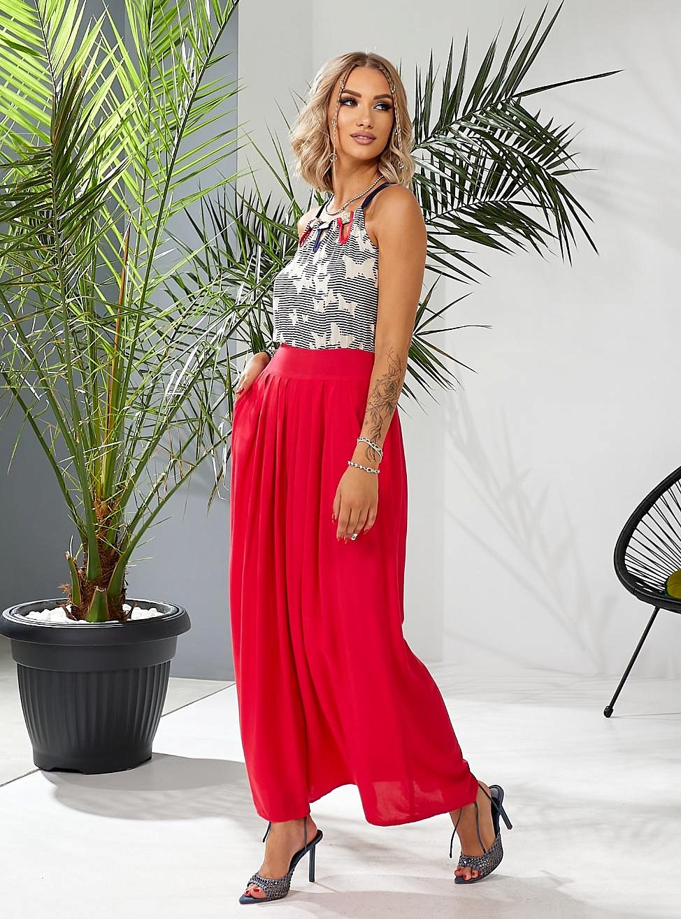 Летнее платье с длинной юбкой