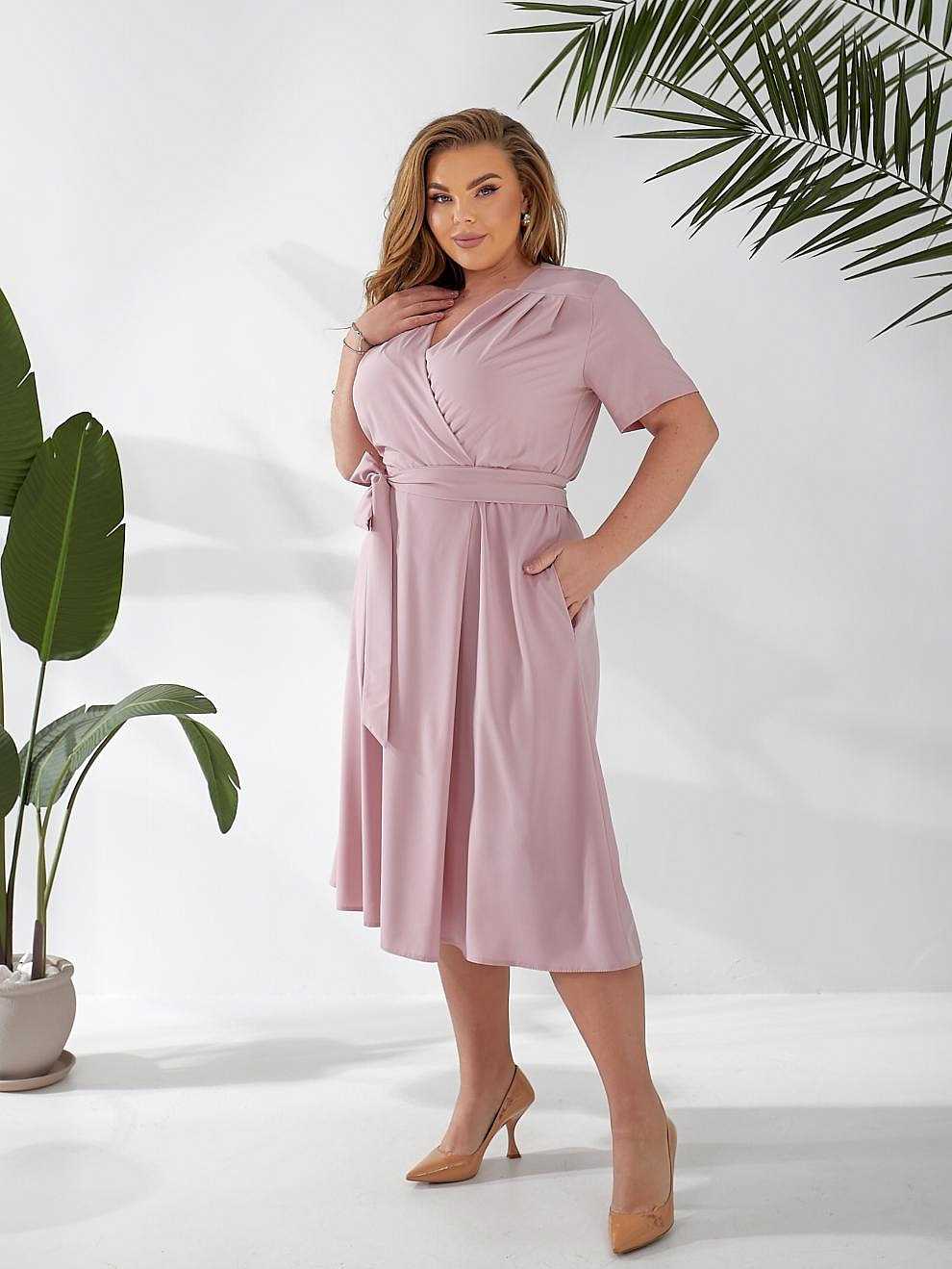 Женское платье клеш однотонное