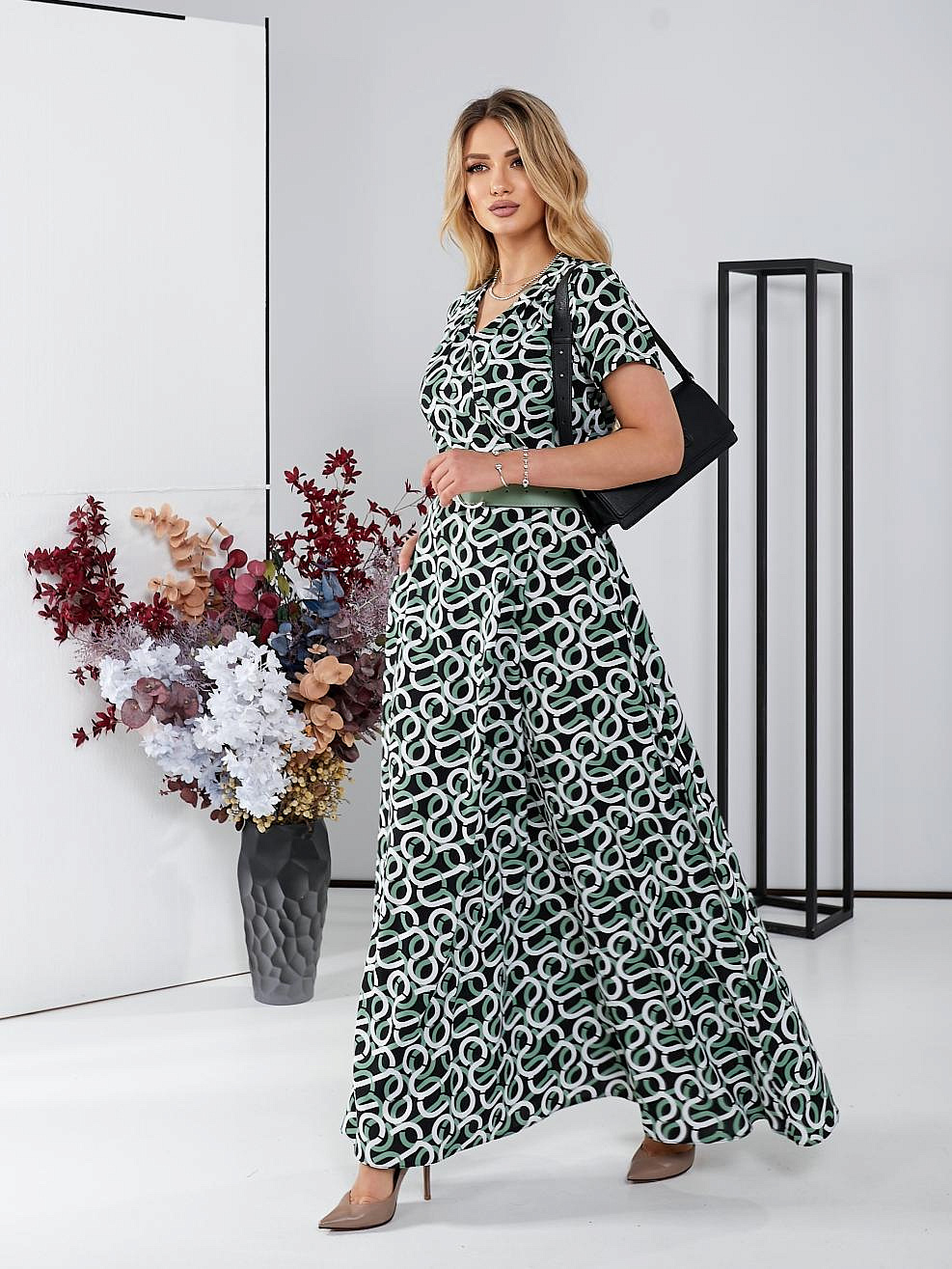 Женское летнее платье на запах