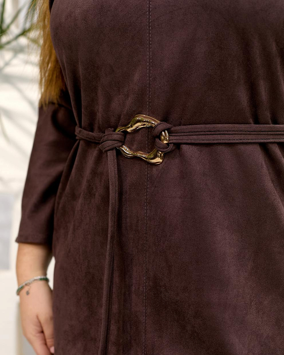 Женское платье замшевое удлиненное