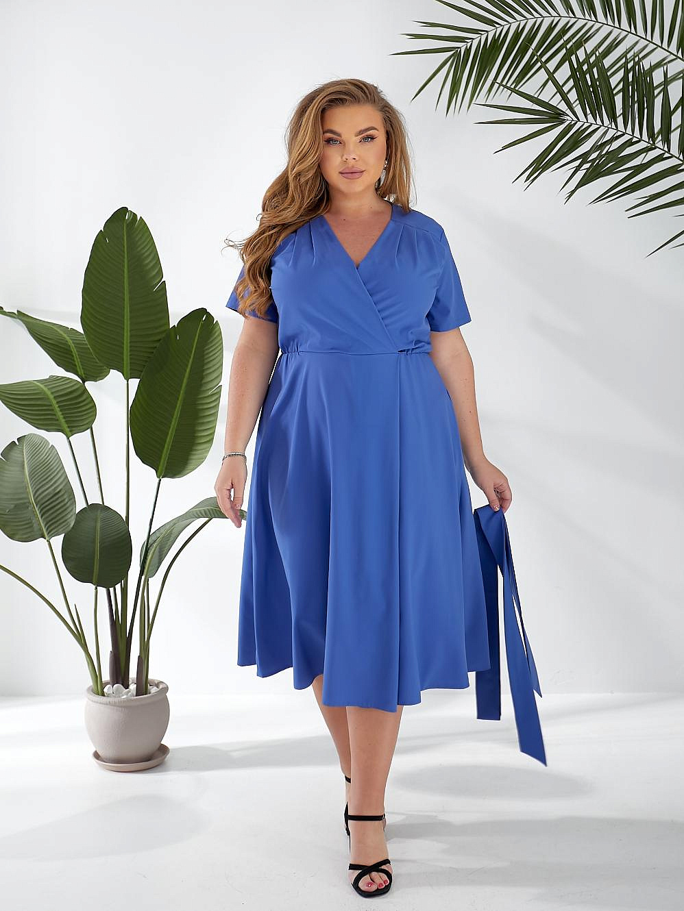 Женское платье клеш однотонное