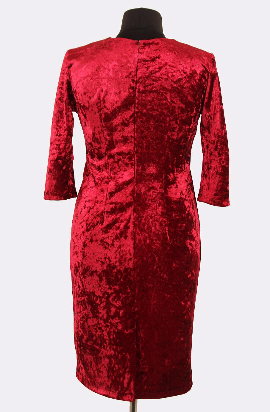 Нарядное платье из бархата