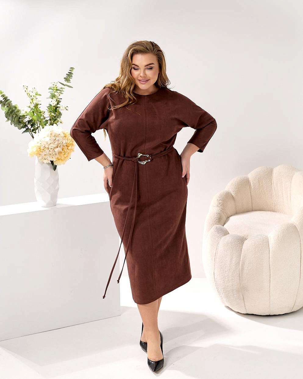 Женское платье замш миди