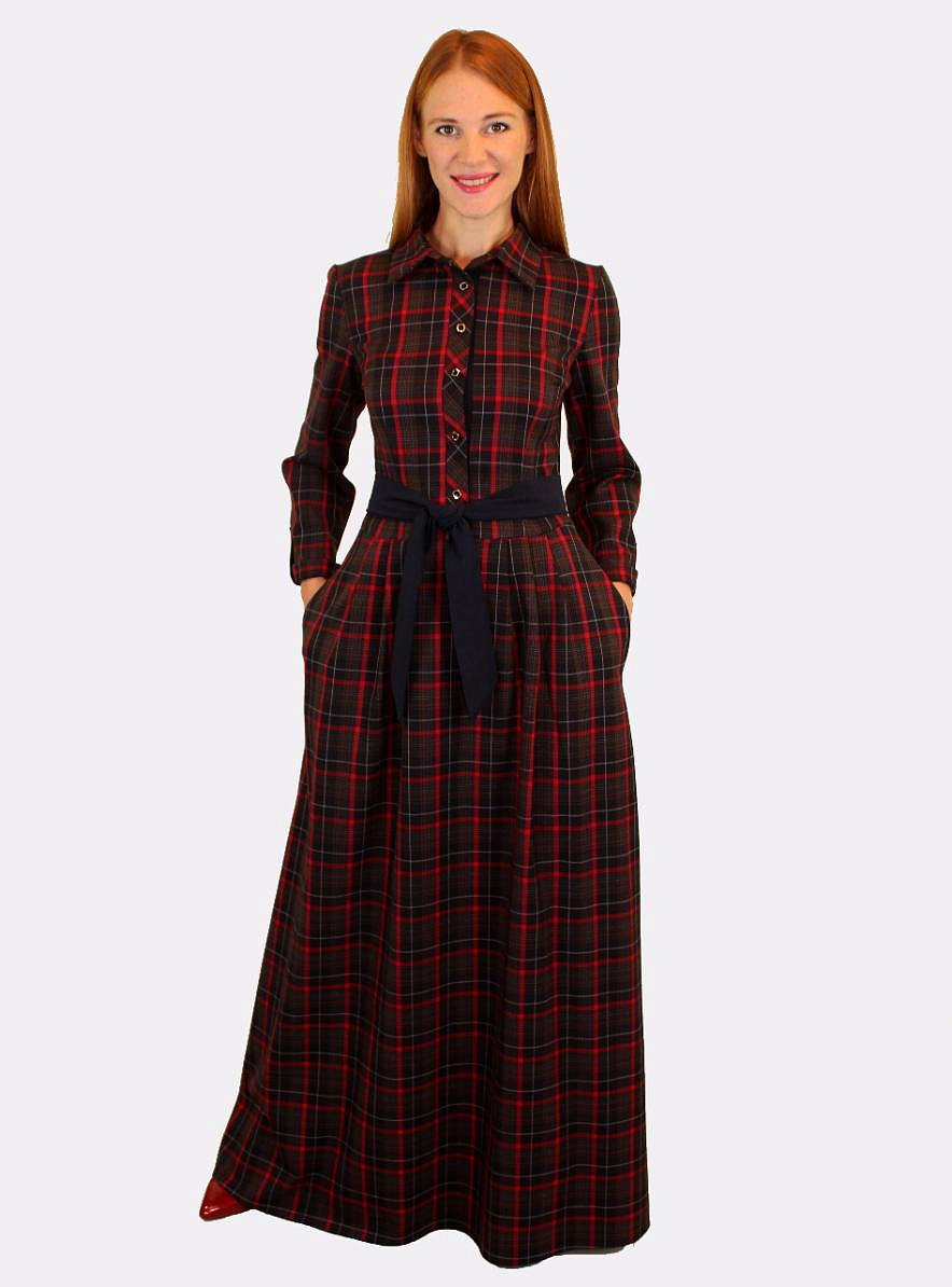 Стильное теплое платье в клетку с воротником