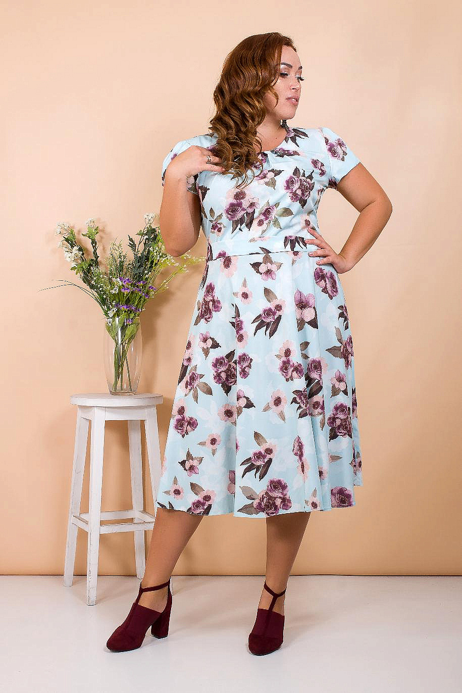 Женское платье с коротким рукавом