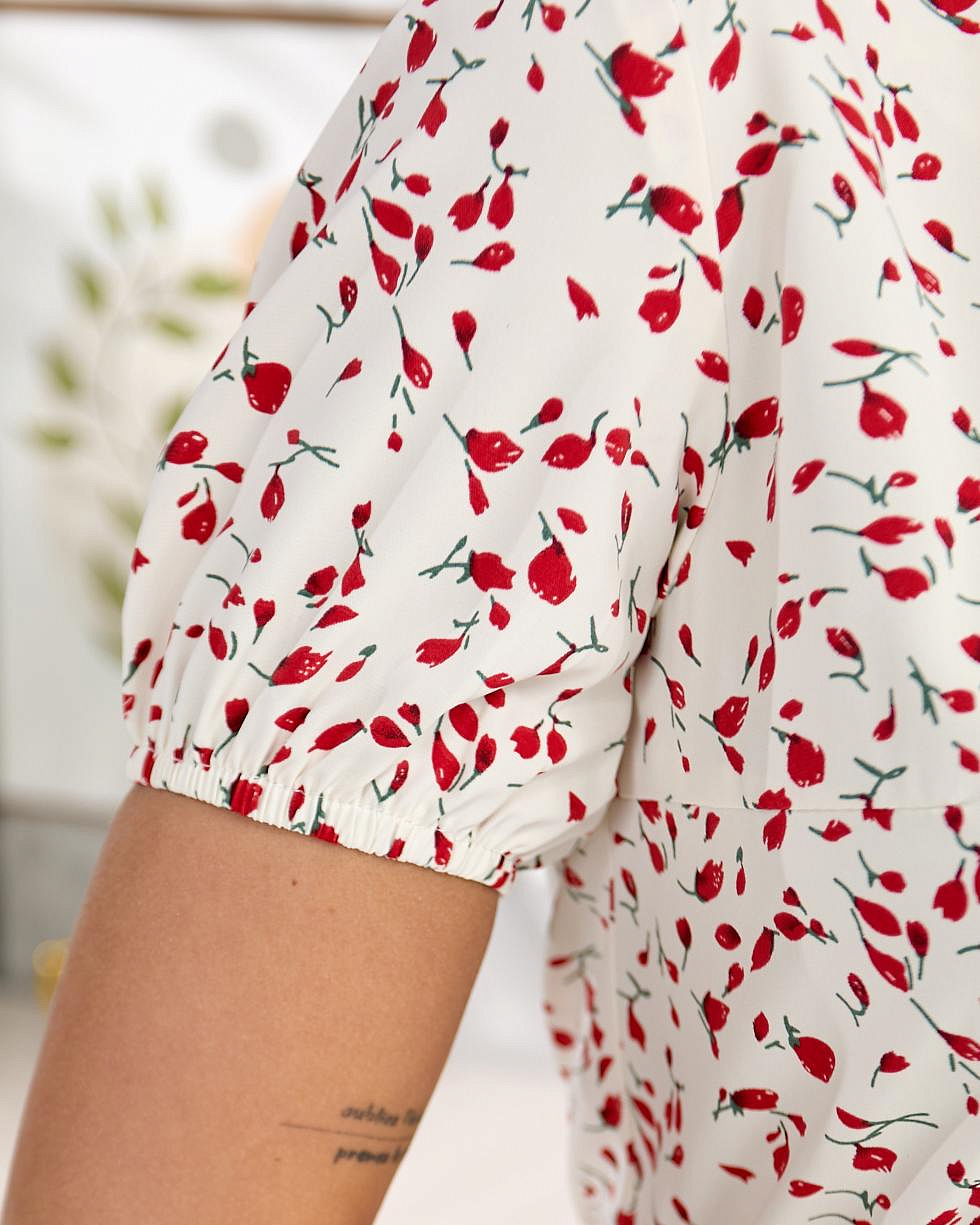 Женское платье миди с воланом по низу