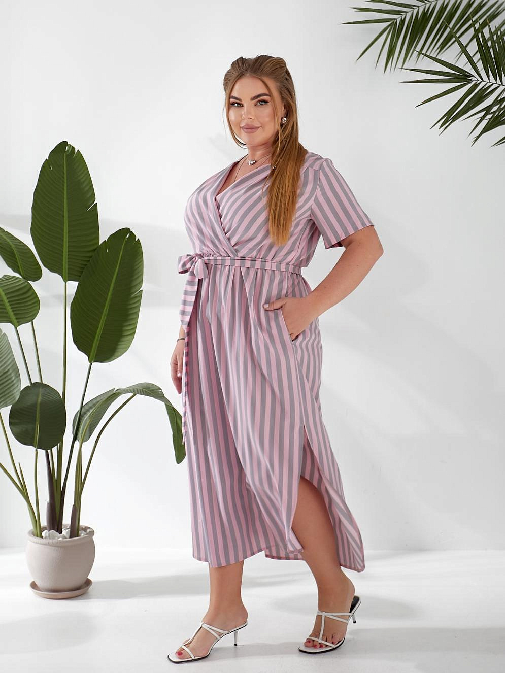 Женское платье с закругленным низом