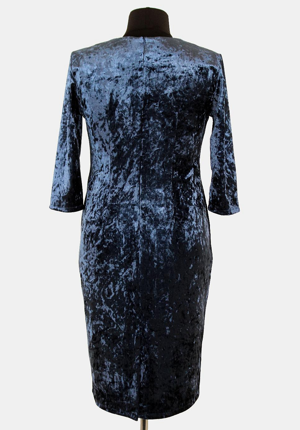 Нарядное платье из бархата