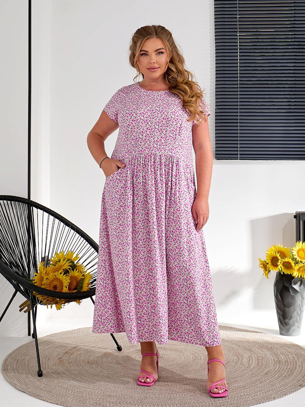 Женское летнее платье из штапеля с карманами