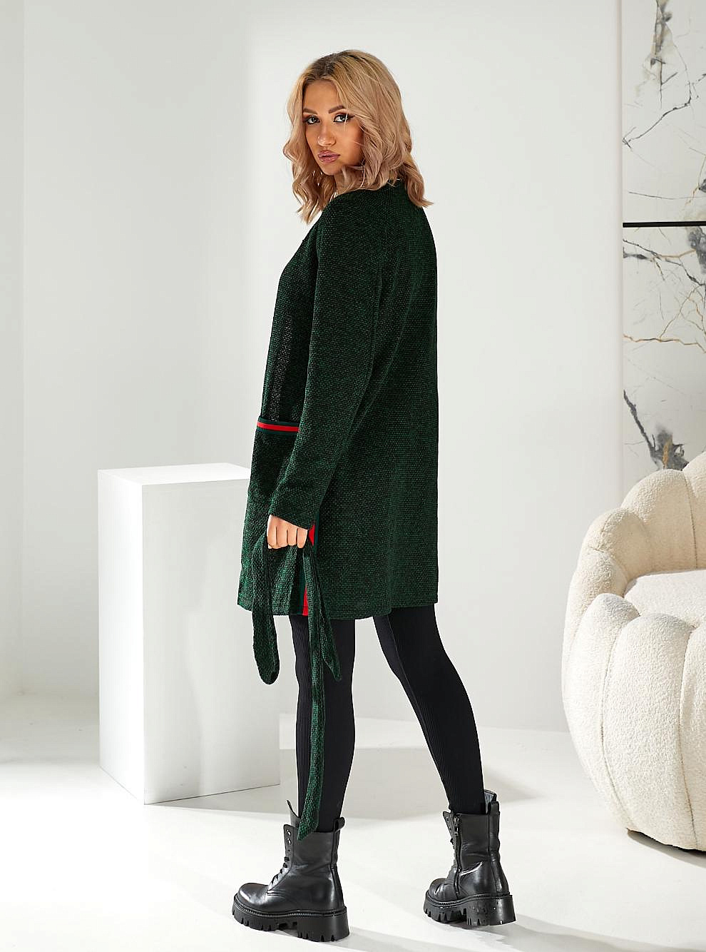 Женский кардиган из букле