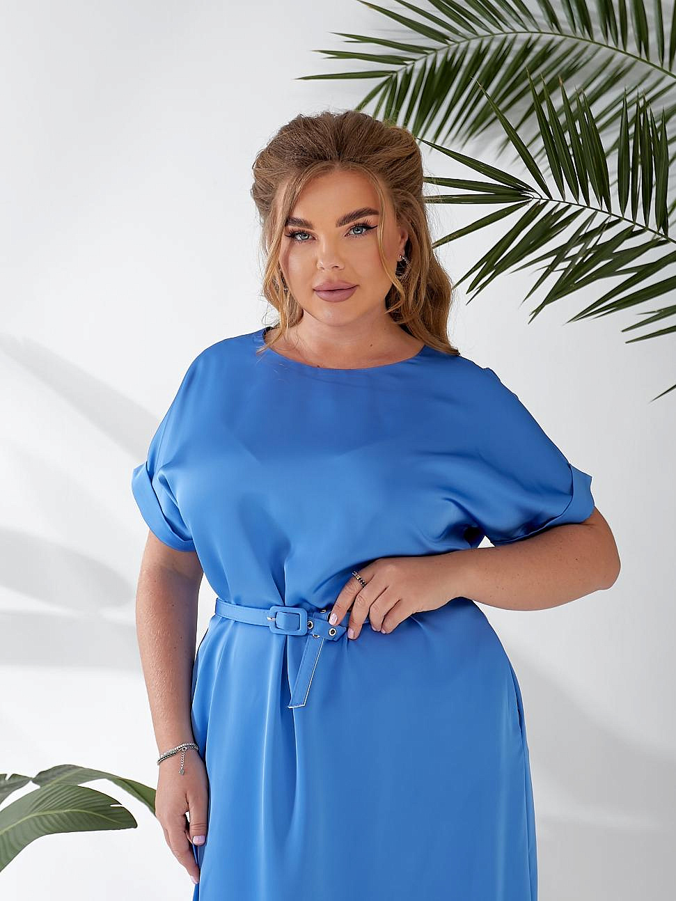 Женское шелковое платье футляр