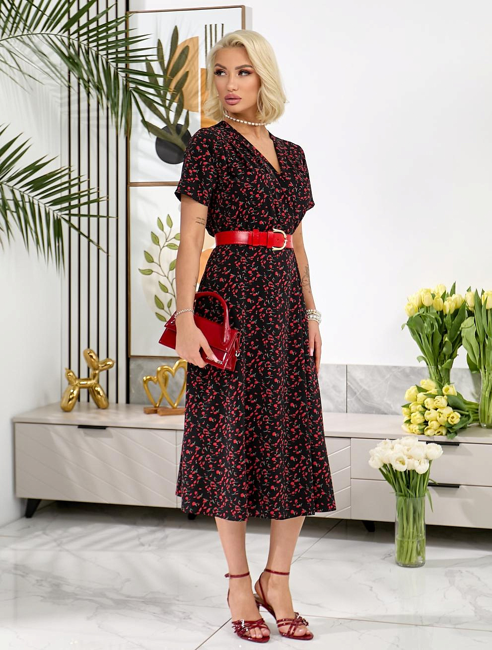 Женское платье из шелка не запах