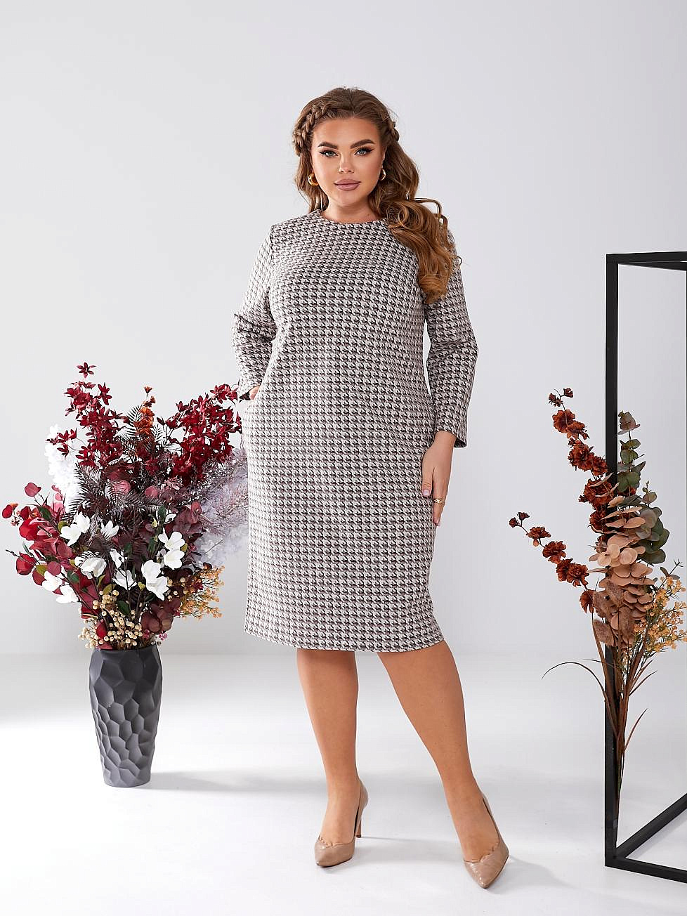 Женское платье -футляр теплое 