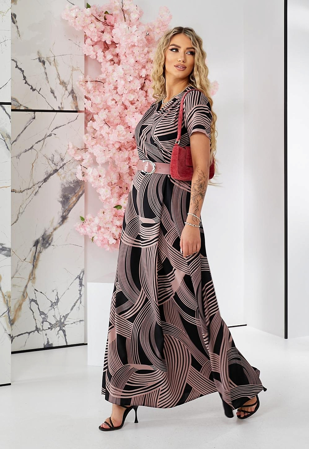 Женское летнее платье на запах