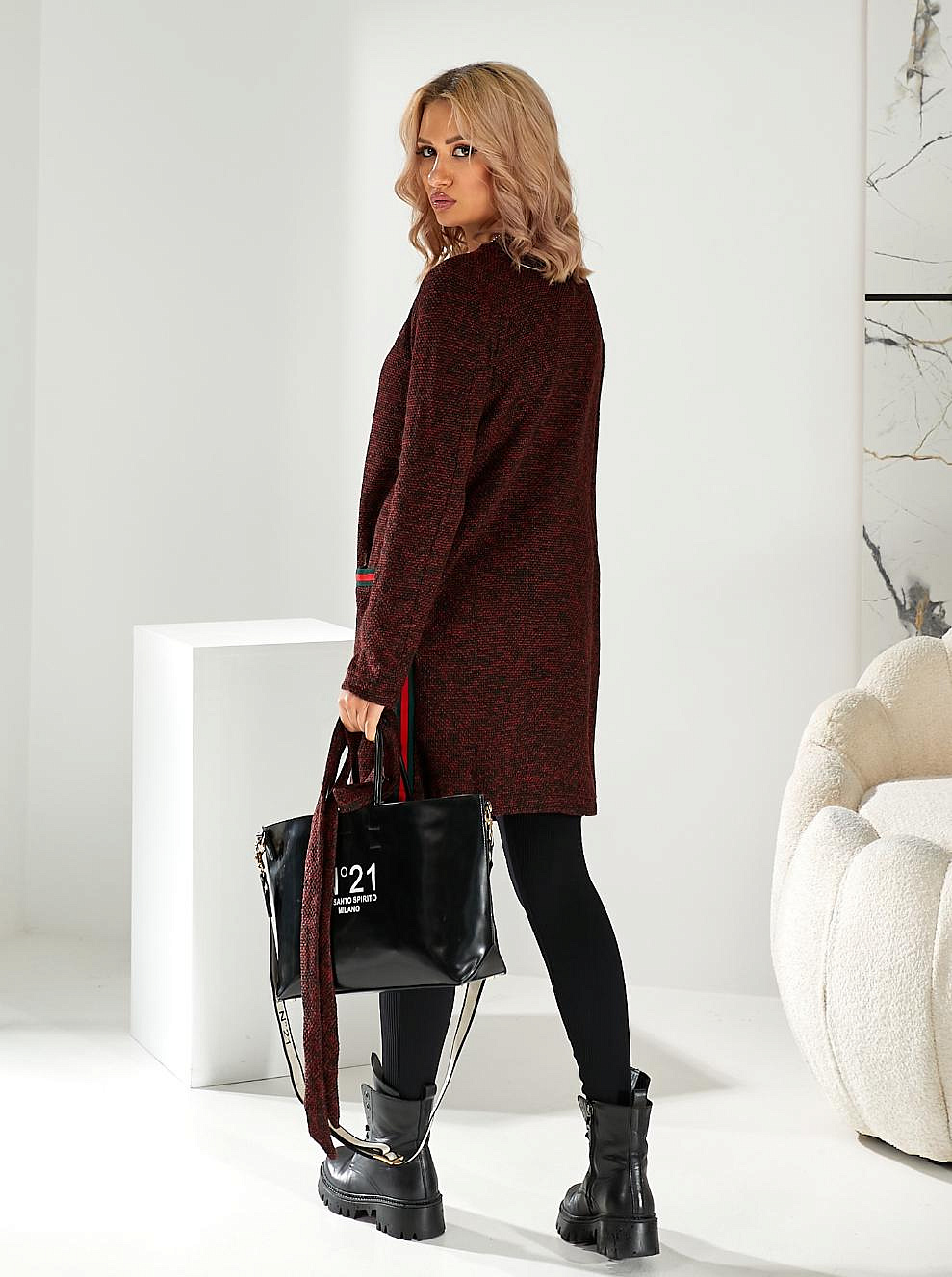 Женский кардиган букле с карманами