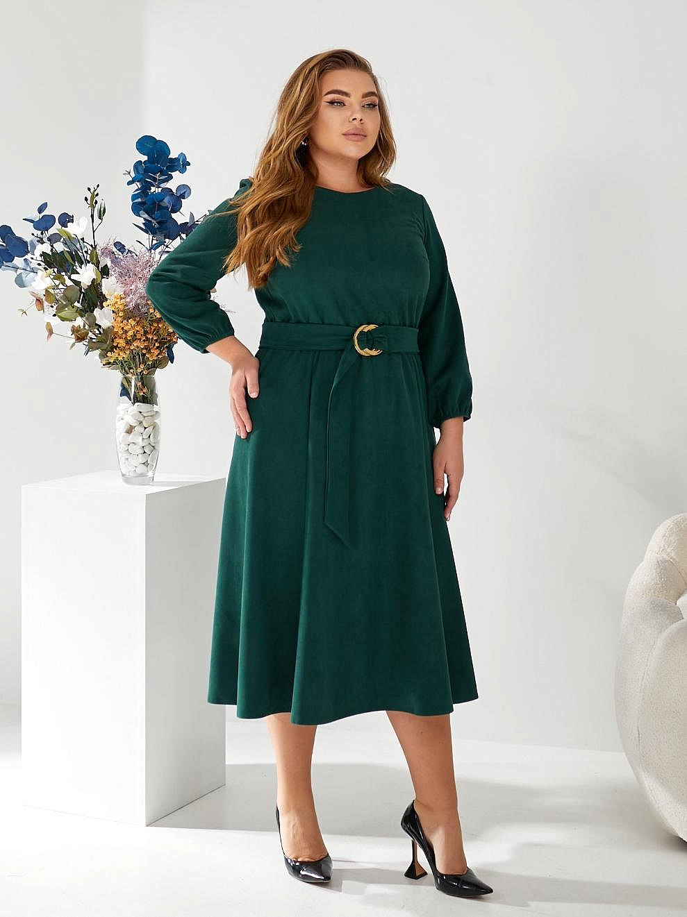 Женское платье замшевое с юбкой годэ