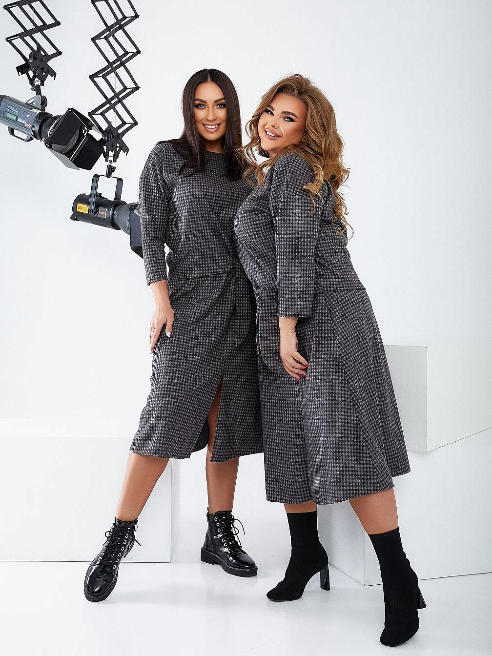 Теплый костюм с юбкой