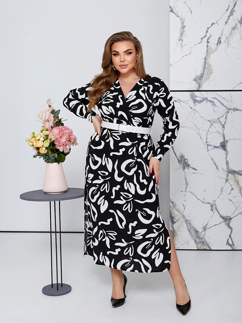 Женское платье с прямой юбкой