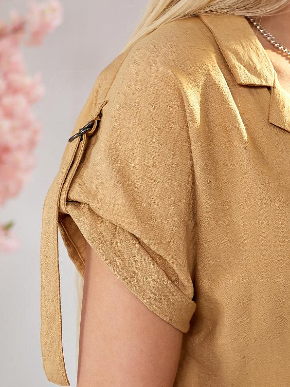 Женский комбинезон с широкими брюками