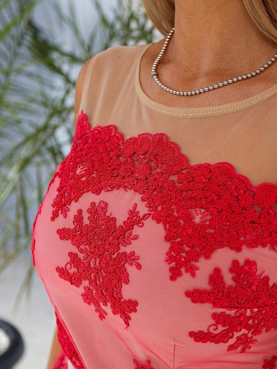 Женское платье мини гипюровое