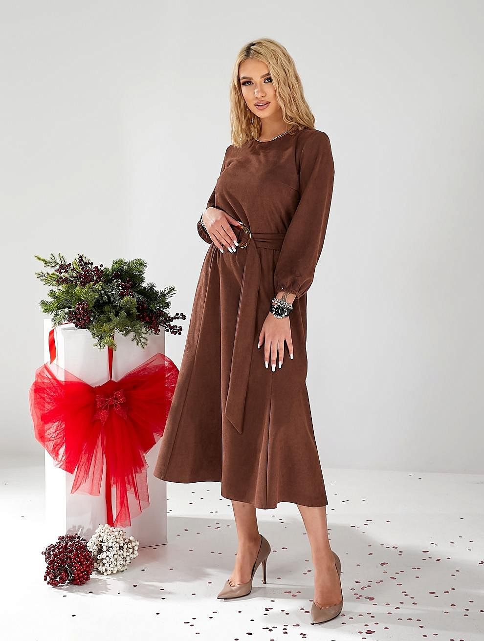 Женское платье замшевое годэ