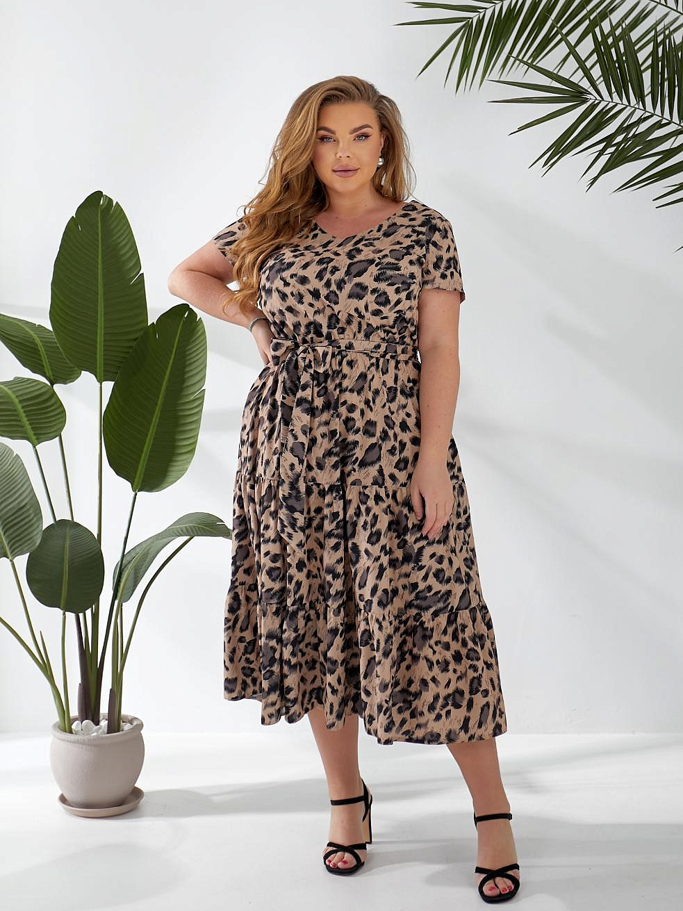 Женское платье ярусное с поясом