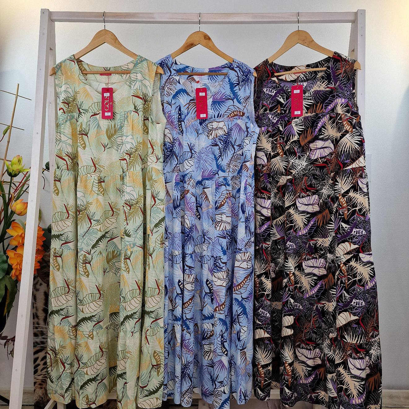 Штапельное платье без рукавов ярусное